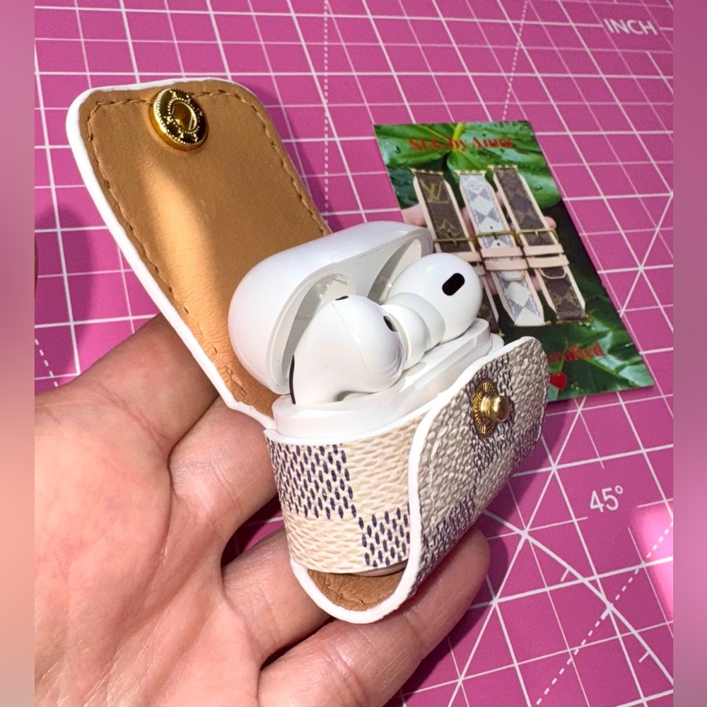 💖 Upcycled LV Damier Azure AirPod case Pro; Pro 2; 3rd Gen; 2nd Gen; - Picture 2 of 16